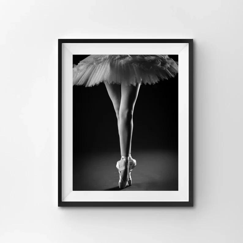 Alb-negru Ballet Girl Balerina Postere și imprimeuri Dansatoare Pânză Pictură Artă de perete Imagine pentru camera de zi decor acasă