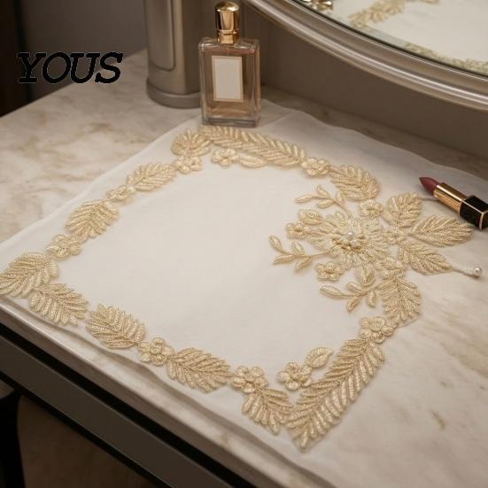 Decorative Mats for Dressing Table Floral Embroidered Placemat, Heat Insulation Mat with Beads, Lace Placemats Dining Retro Coaster Wedding