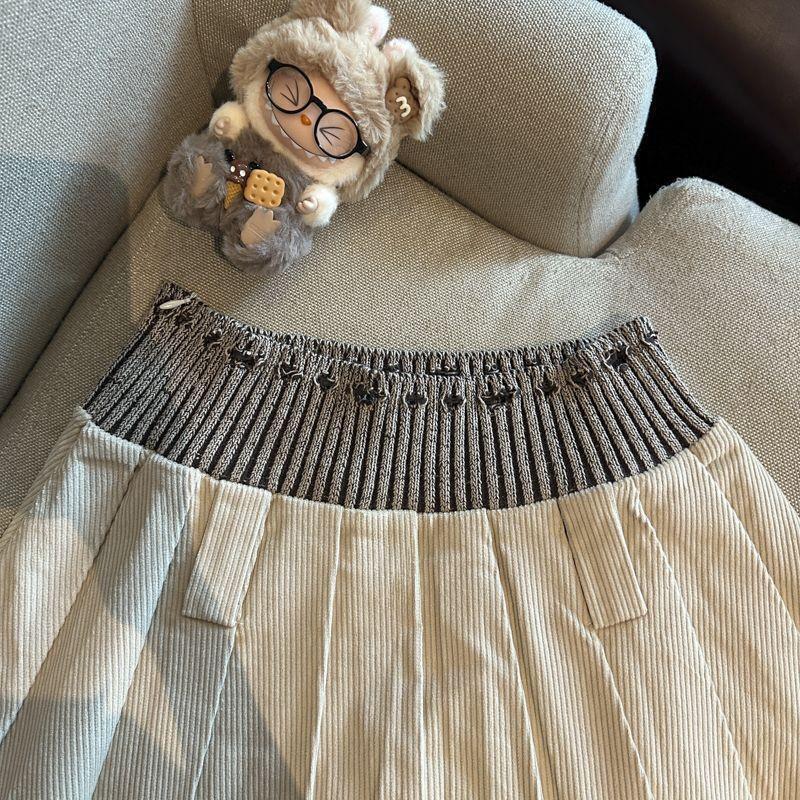 European & American Style Retro Knit Waistband Corduroy Pleated Short Skirt for Fall/Winter