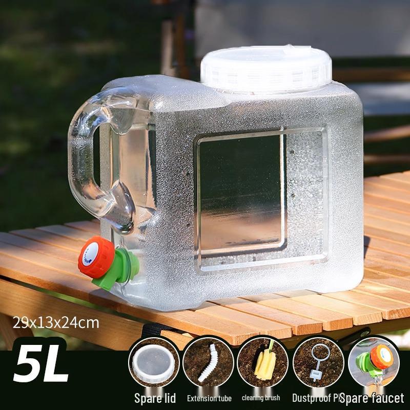 Großer transparenter Outdoor-Wassertank mit Hahn für Auto Reisen und Selbstfahrertouren.