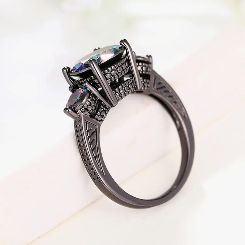 Huitan Women Unique Black Rings with Multi-colored Cubic Zirconia Wedding Band Accessories Vintage Rings Female Party Jewelry