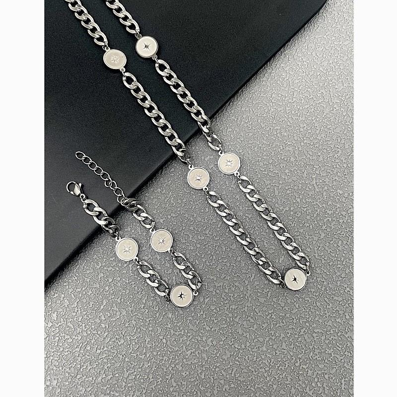 Geometric Star Necklace With Polished Stainless Steel Chain For Stylish Daily Wear