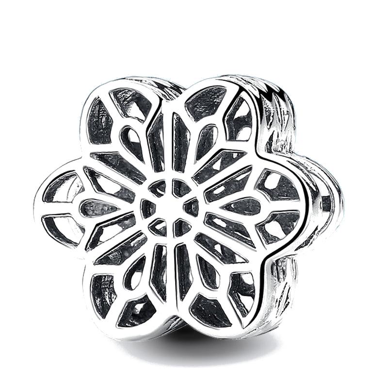 Four-Leaf Clover Flower Charm Fit Original Bracelet Shining Bead Diy Women Jewelry Giftcopper Trinket Jewelry Party Gift