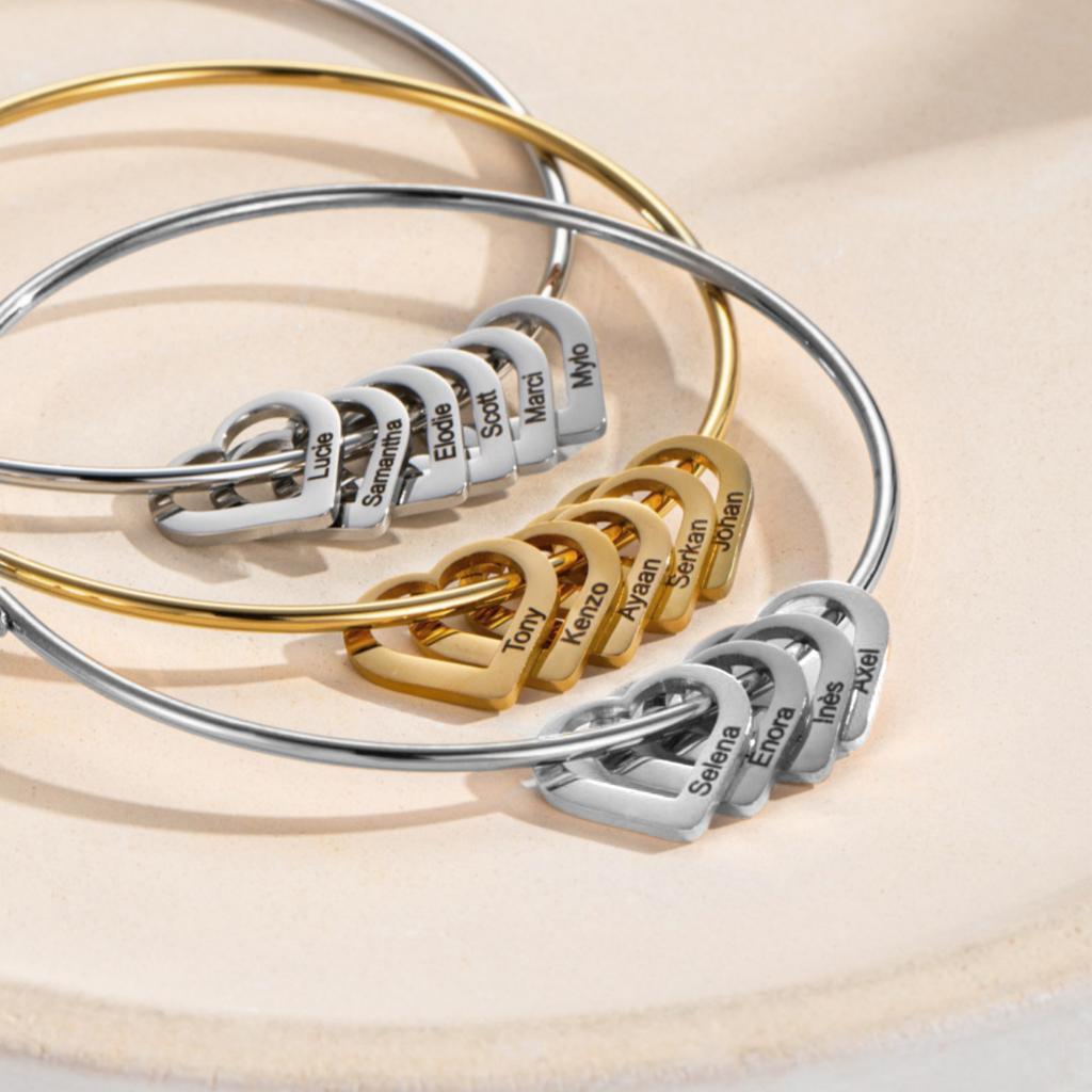 Jeshayuan Custom Hearts Bangle Bracelet for Grandma with Grandkids Names Engraved Name Love Charm Bracelet For Mother Gift