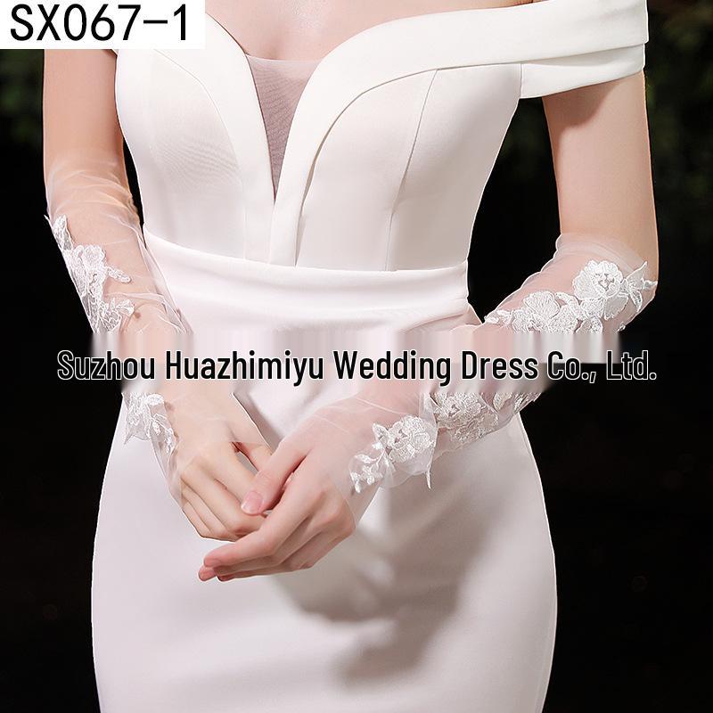 Elegant Pearl Bow Wedding Gloves - French Aesthetic for Bridal Portrait Styling