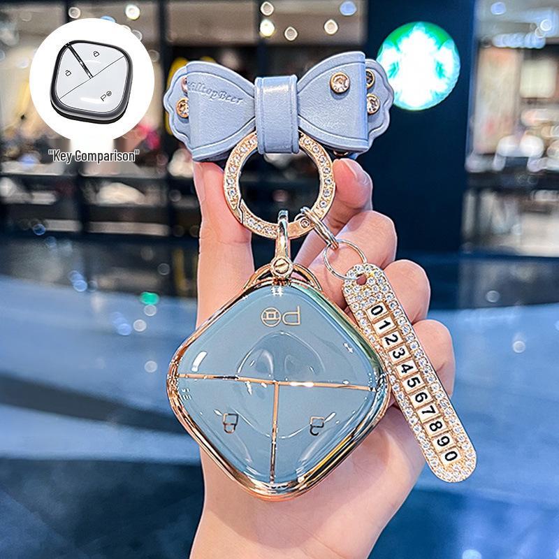 Cloud Yueye Wuling Key Case for KiWiev and Bingguo Models - Women's Key Shell with Buckle