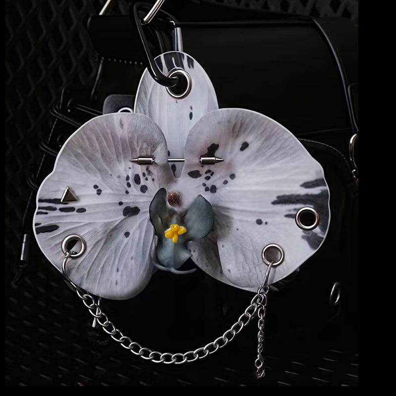 

Брелок с симуляцией лилий, подвески для телефона, элегантный кулон в виде цветка, брелок, подвеска для сумки, декор для женщин, ювелирный подарок