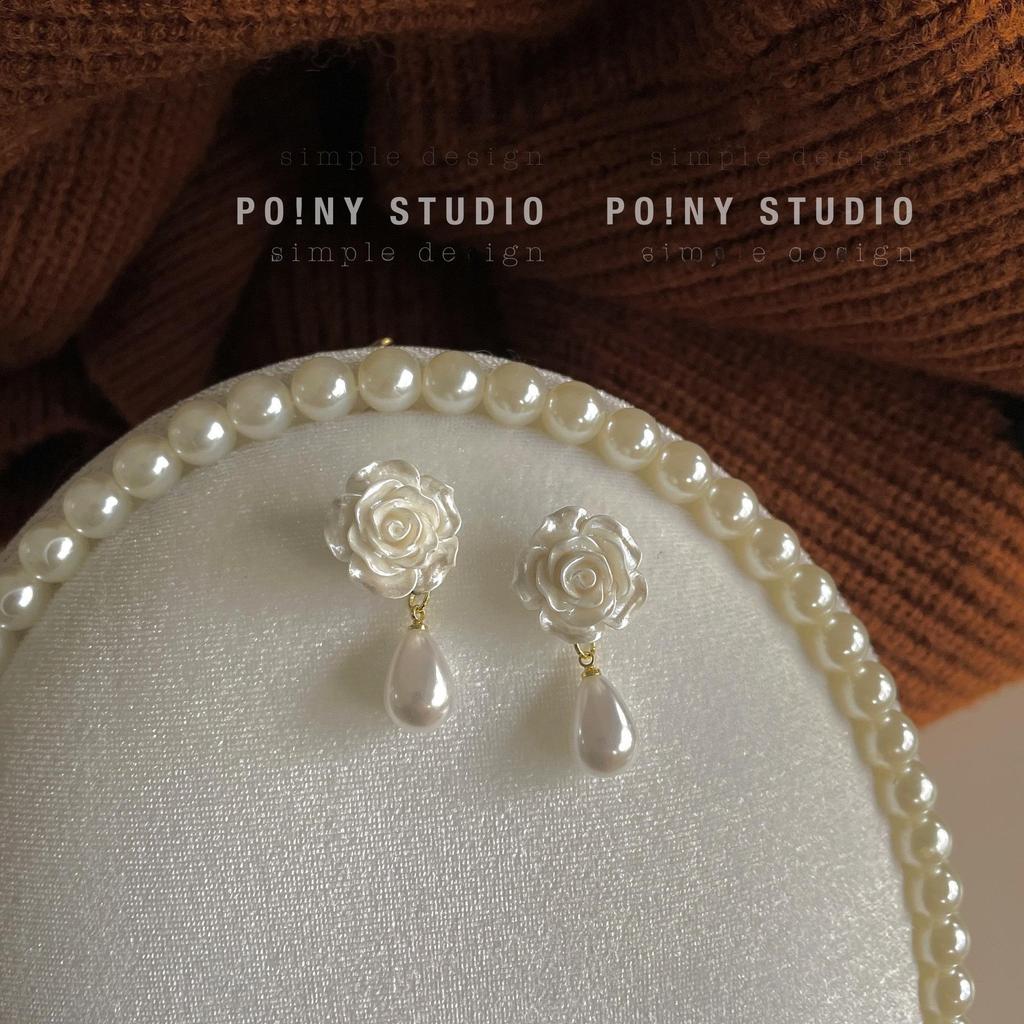 Pearl Collection: Trendy Korean Light Luxury Retro Earrings for Women, 2025 Edition