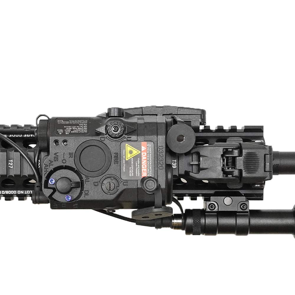 Control Your PEQ and SF Lights Simultaneously! [Ryohin Buhin] Dual Button Remote Switch, 20mm Rail Compatible, Black