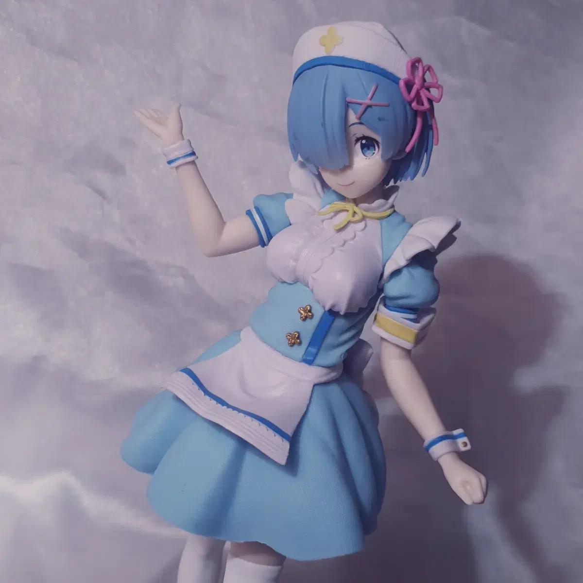 

Rizero Nurse Angel Rem Classic Beautiful Girl Figure Sakura Kimono Maid Batch
