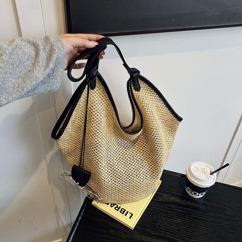 

Летняя сумка-тоут большой вместимости Модная одноплечевая сумка для поездок на работу летом чёрный