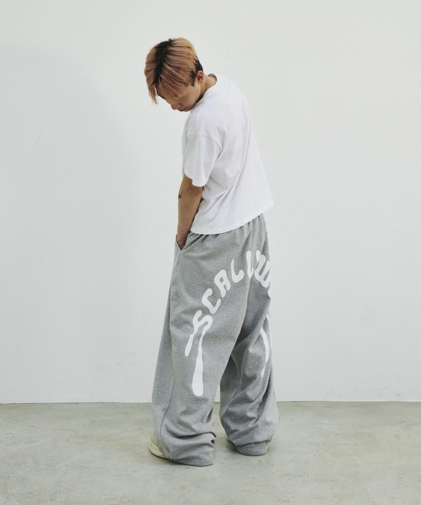SCALLYWAG Summer Melting Lettering Sweatpants [Grey]