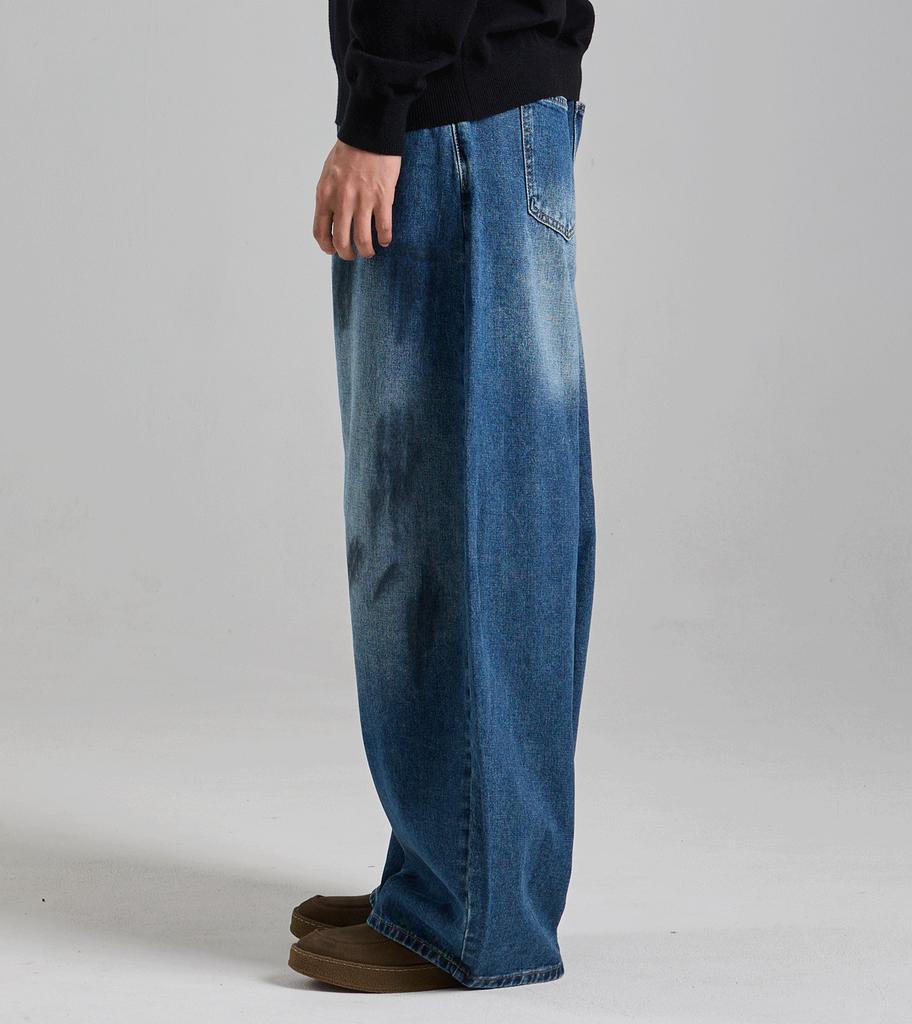 Beoteunseoul Painted Curved Volume Denim Pants (Blue)