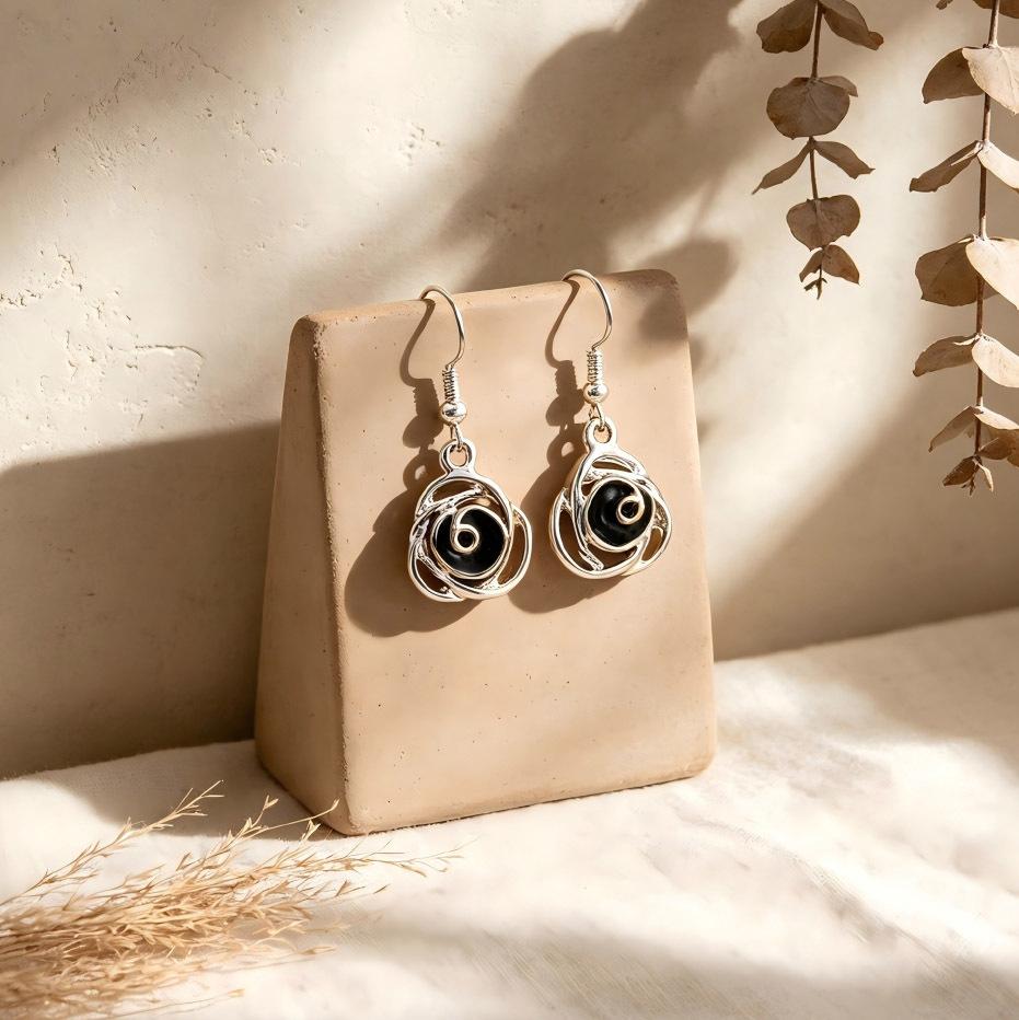 Popular European and American Retro Rose Hollow Ear Hook Personalized Niche Retro Style Design Accessories Women's Earrings