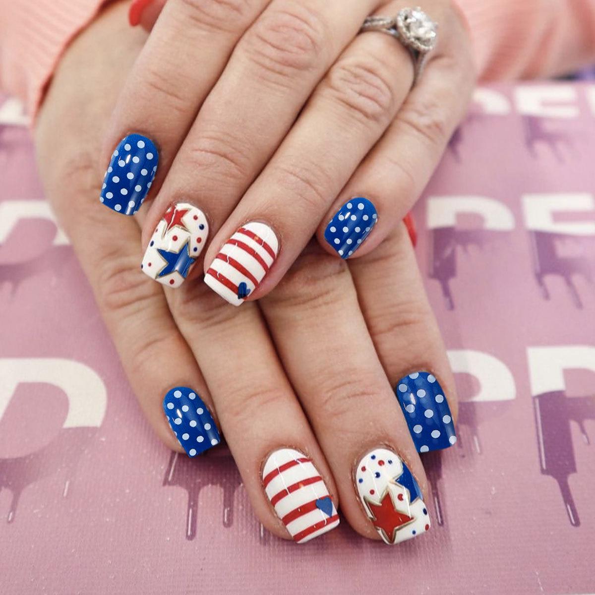 

Patriotic Red, White & Blue Heart & Stripe False Nails