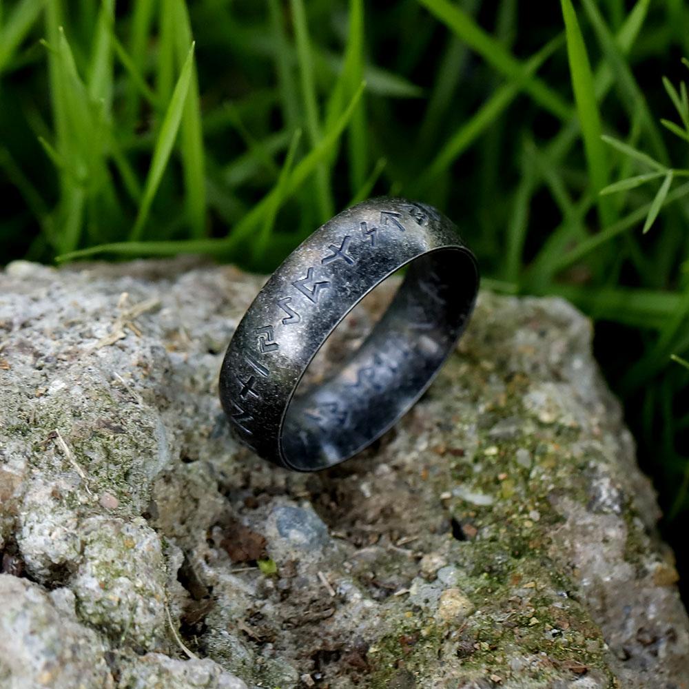 2023 Neuer 316L Edelstahl Wikinger Rotierender Ketten Runen Ring Für Männer retro Amulett Schmuck Geschenk kostenloser Versand