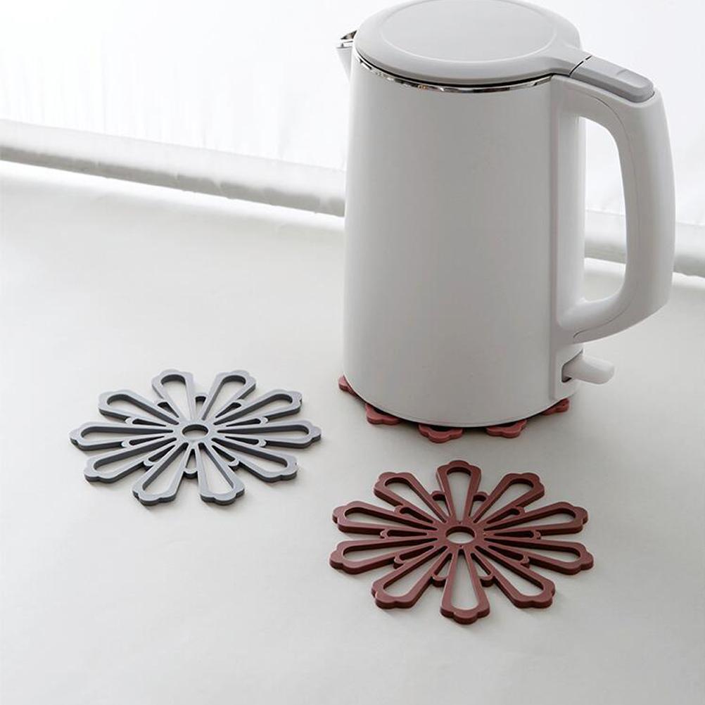 Heat Resistant Hollow Flower Thickened Cup Coaster Mat