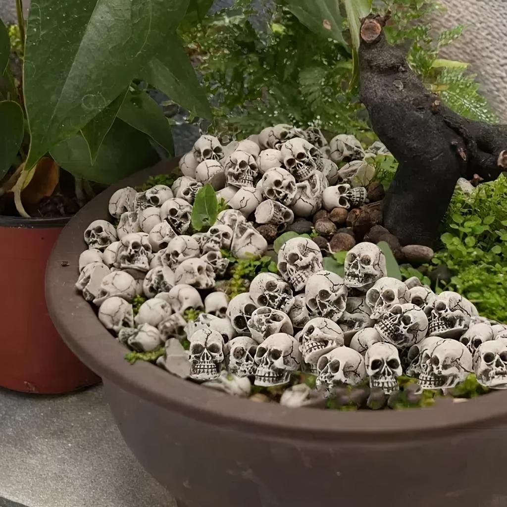 30/50/100 Mini Skull Sculptures - Rustic Resin Gnome Statues for Halloween Decor, Indoor/Outdoor Garden, Patio