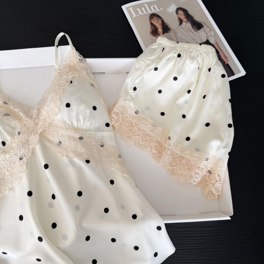 Summer sexy suspender shorts pajamas women's pure desire storm point loungewear ice silk lace with chest pad set thin