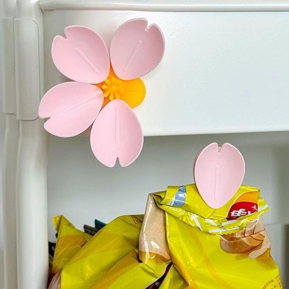 4Pcs 2 In 1 Sakura Magnetic Clip 3D Food Storage Clip Refrigerator Magnet Snack Storage