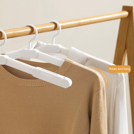 Foldable Travel Hanger with Clips