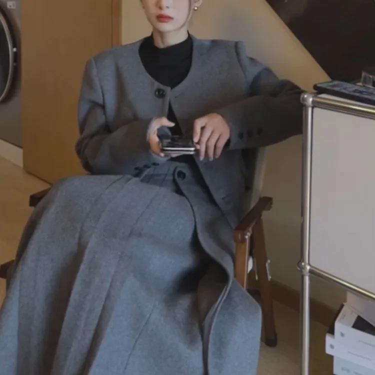 "Luxury Winter Ensemble: High-End Korean Drama-Inspired Dress Suit for Women – Autumn Collection"