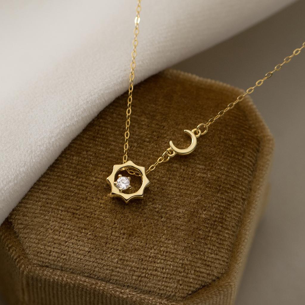 Colier din argint S925 cu soarele și luna strălucind împreună, set cu diamante, soare și semilună, design de nișă, lanț clavicular simplu