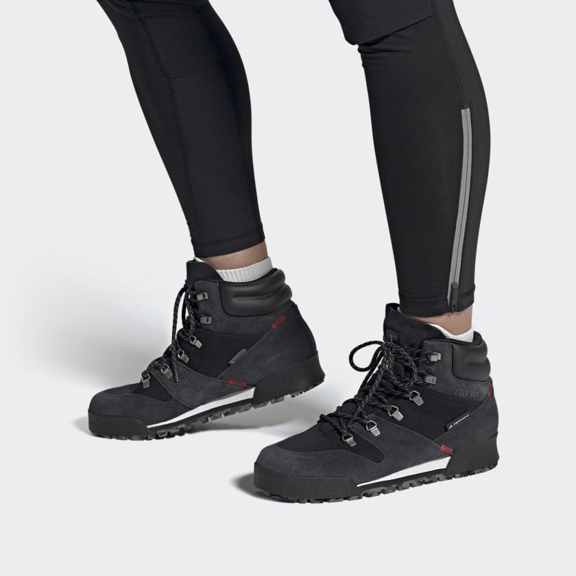 adidas Terrex Snowpitch Cold.Rdy 'Black Scarlet' FV7957