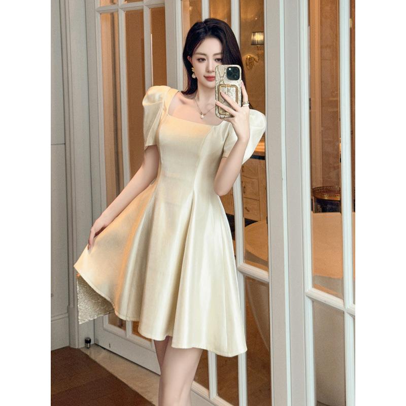 Apricot Short-sleeved Dress, New French Coffee Break In Summer, Small Man with Waist and Thin First Love Dress