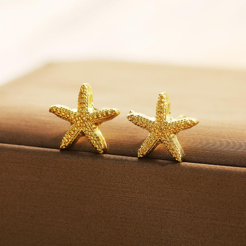 New Exaggeration Ocean Shell Texture Stud Earrings For Women Trendy Accessories Personalization Jewelry Earrings Daily Wear