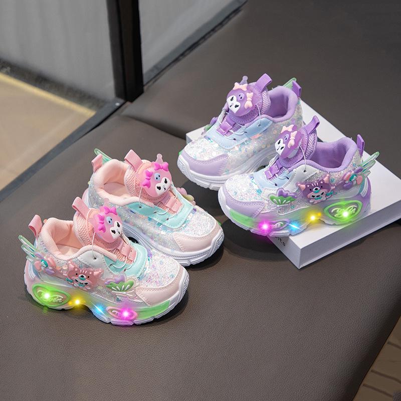Girls' Cartoon Kuromi Light-Up Sneakers with Soft Sole (2024 Autumn)