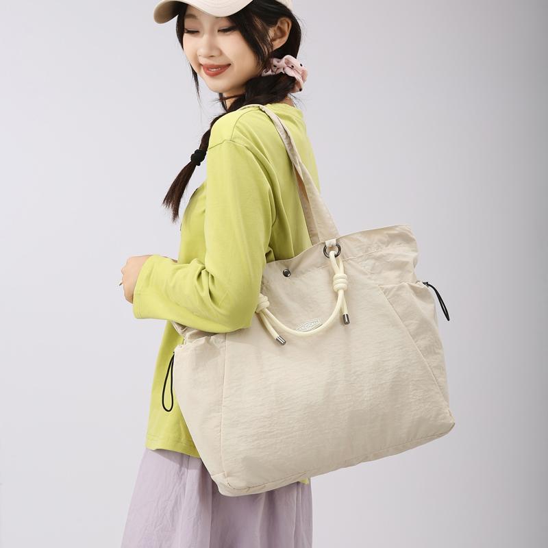 Tote Bag Women's Large Capacity Lightweight Handbag Nylon Shoulder Bag