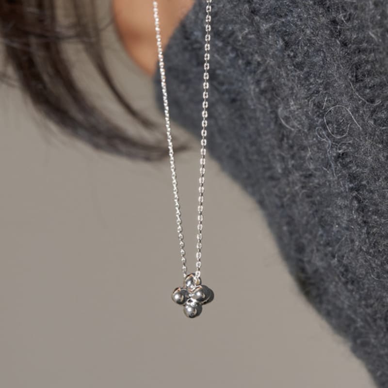 SULTANA grape long necklace