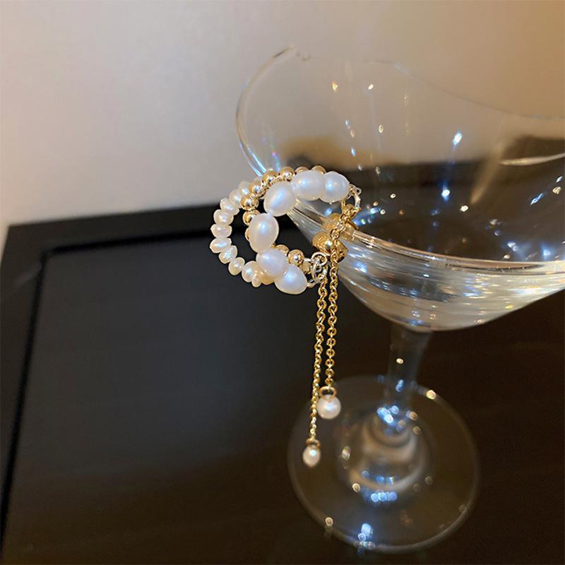 New Luxury Elegent Pearl Magnet Ear Clip Cuff Earrings for Women Linked Metal Magnet Clip Earrings Without Piercing Gifts