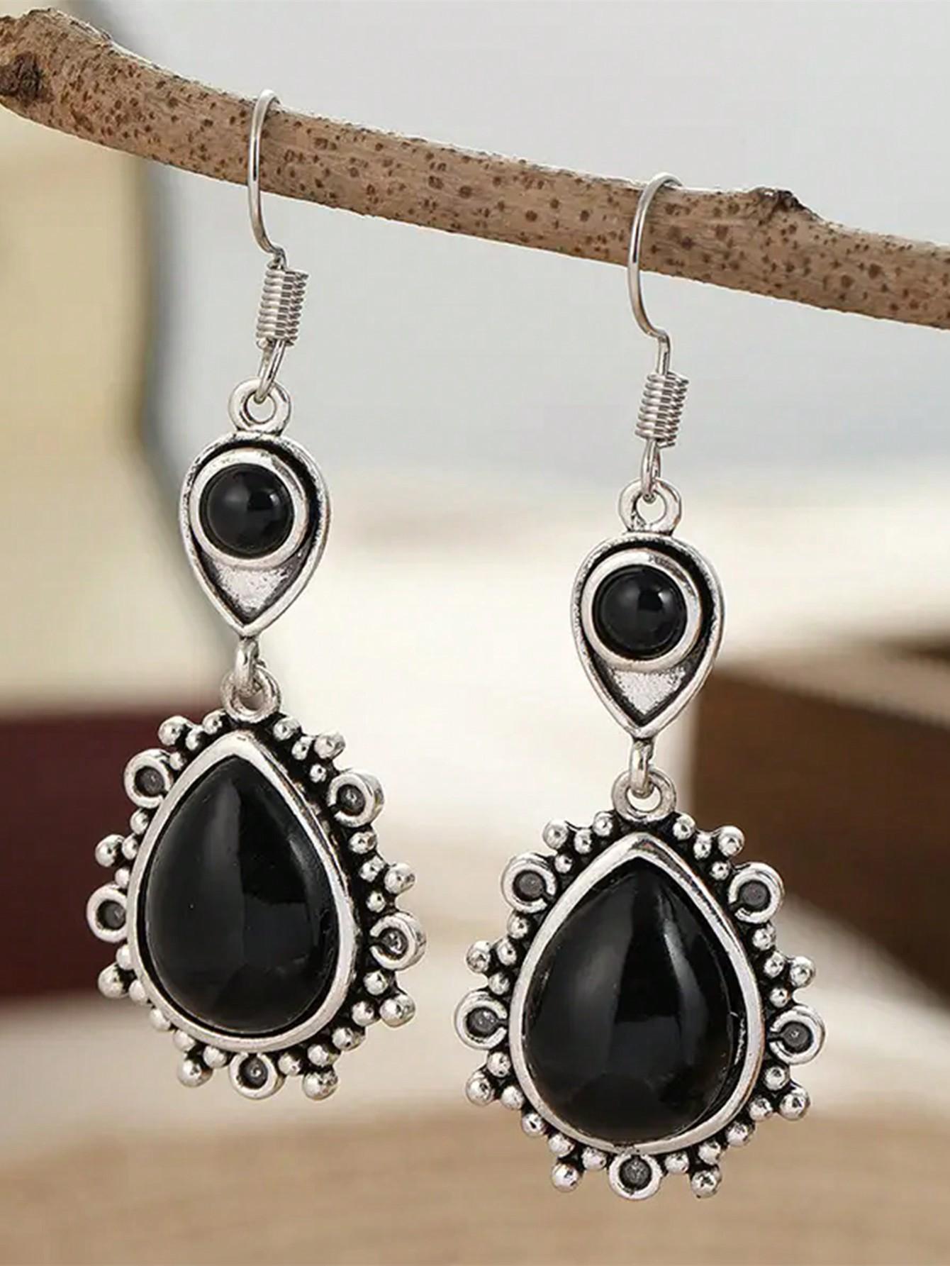 

1pair Vintage Black Drop Dangle Earrings,Black Synthetic Gemstone Geometric Triangle Hollow Out Design Boho Jewelry Accessories for Women Daily Wear