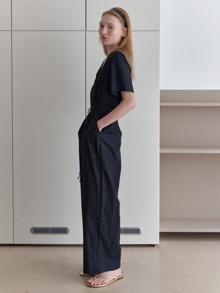 Elssibeui V-Neck Button Jumpsuit_Black