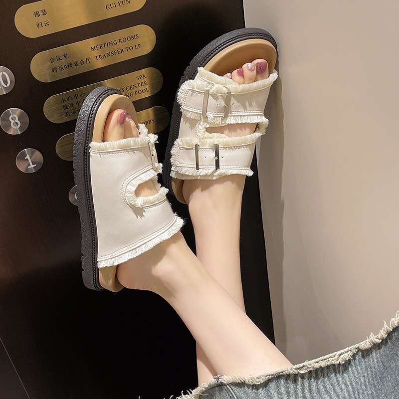 Thick-soled slippers women's soft-soled non-slip 2025 outer wear one-word drag new summer height-increasing fashion cool slippers women
