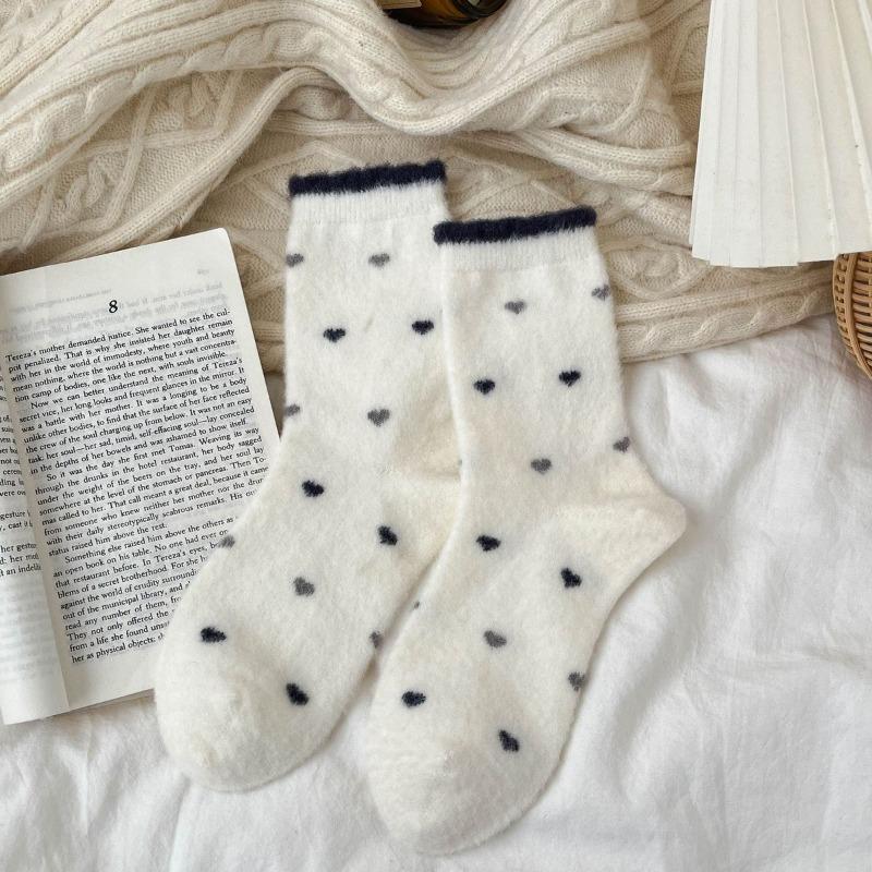 5 pairs Women Navy Bear Australian Velvet Mid Calf Socks Autumn Winter Fleece Thick Warm Heart Lace Trim Indoor Floor Socks Cozy Home Thermal Hosiery