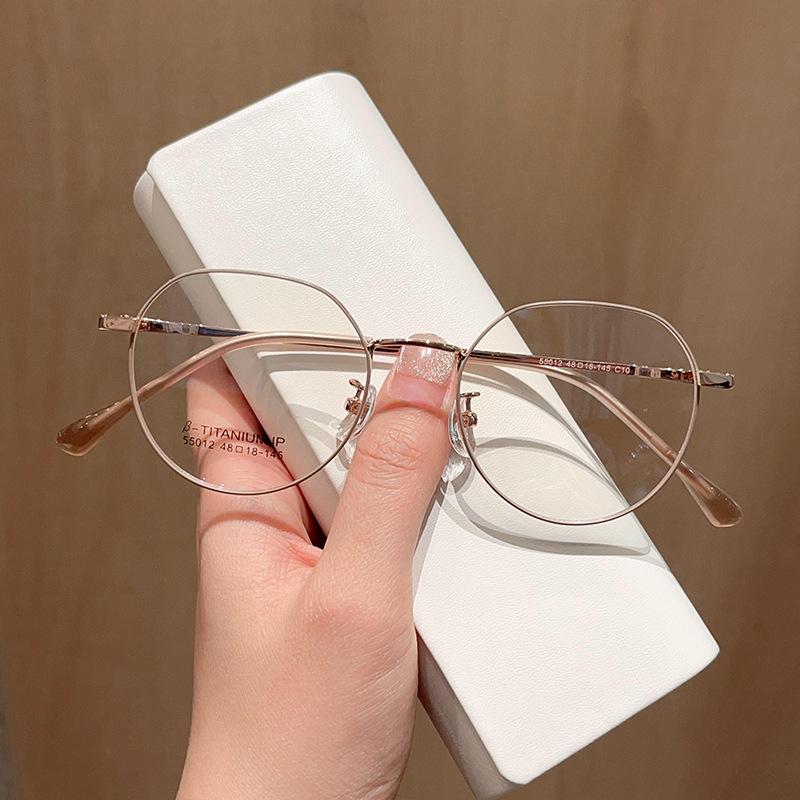 Fashion Retro Polygonal Small Frame Danyang Glasses Frame Ultra-light Glasses Frame with Several Heights.