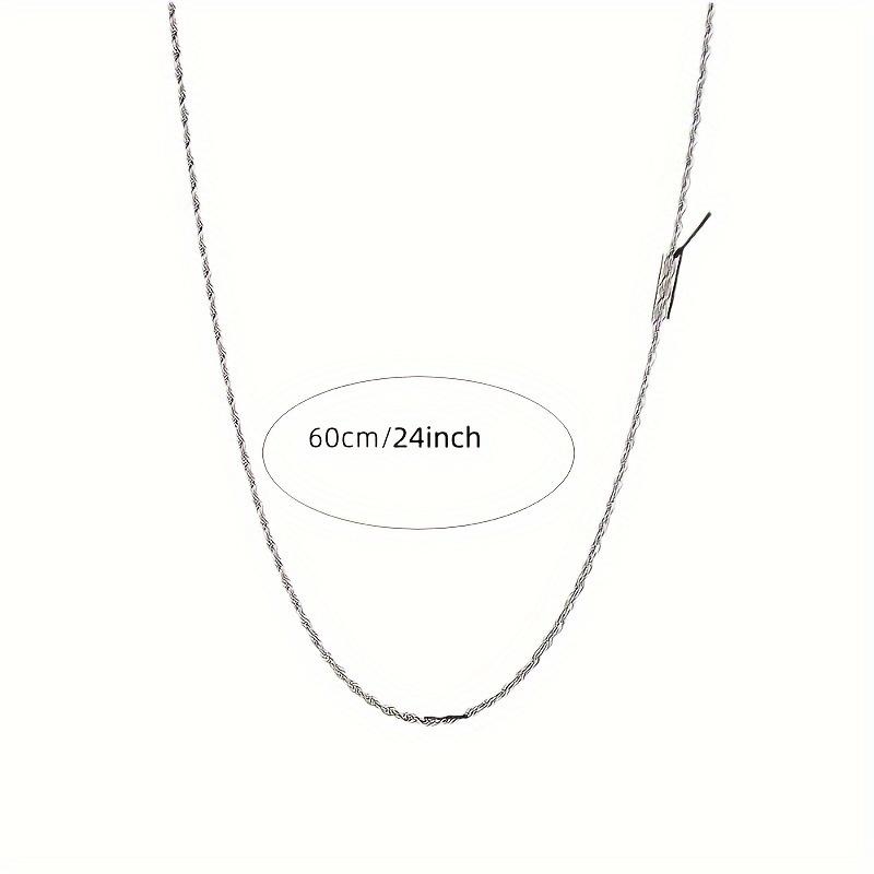 Dwa posrebrzane naszyjniki i bransoletki z skręconego łańcuszka, prosty styl, damskie dodatki biżuteryjne, elegancki design, bransoletki ze skręconego łańcuszka