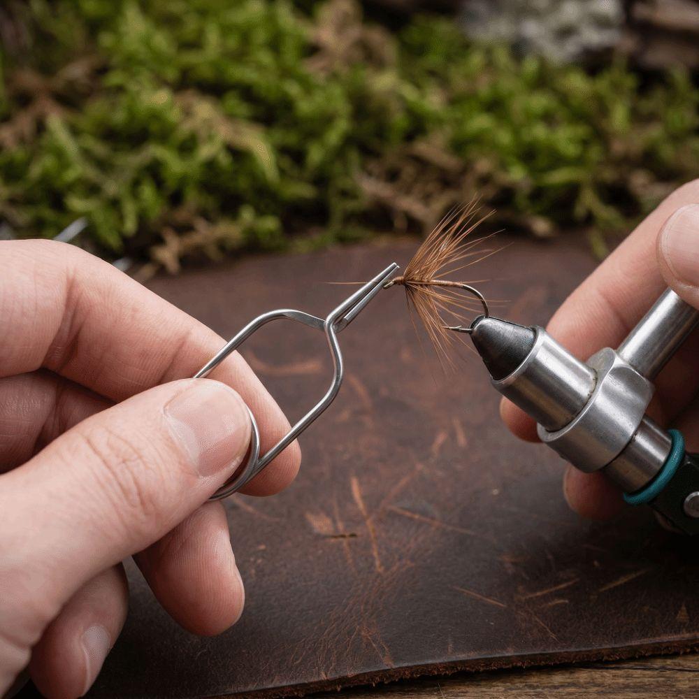 2PCS Stainless Steel Fly Tying Pliers Threaded Clamps Hackle Pliers Fly Fishing Pliers  Fly Tying