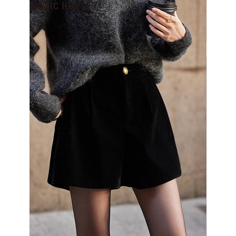 Basic House Women s A-Line Woolen Shorts L