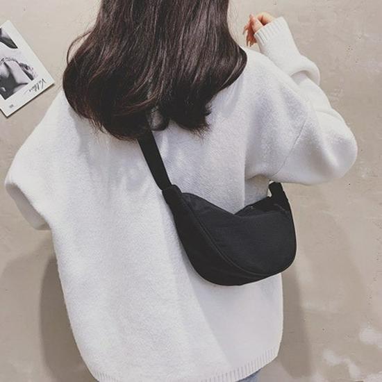 Japansk Stil Nylon Crossbody Dumplingväska – Mångsidig Lättviktig Canvas Axelväska för Kvinnor