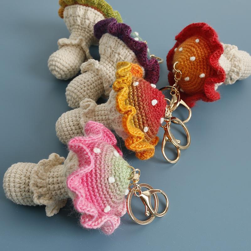 Einzigartige Pilz-Serie Häkel-Schlüsselanhänger Zufällige Farbverlauf-Farbe Pilz-Schlüsselanhänger Für Taschenanhänger Gestrickter Pilz-Schlüsselanhänger Individuell