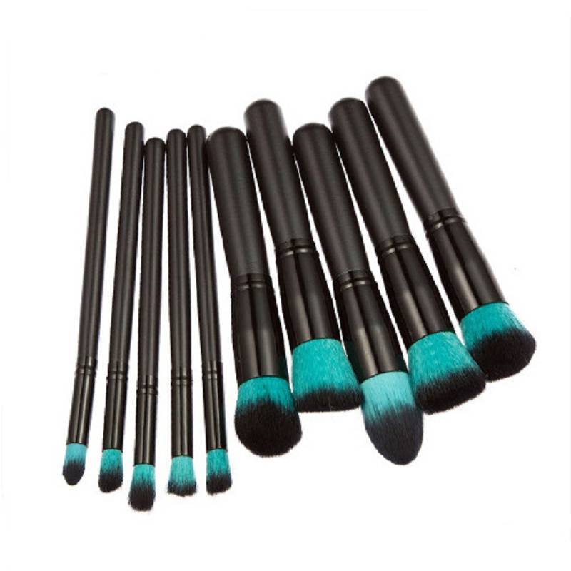 Makeup Brush Set With Handles For Face And Eye Makeup Artists