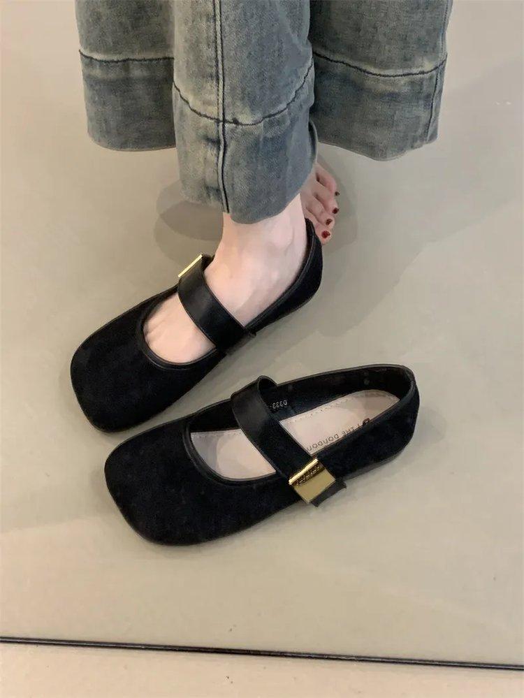 

Retro Mary Jane shoes 2025 new Korean temperament elegant suede metal buckle round head thin soft sole ballet shoes 35