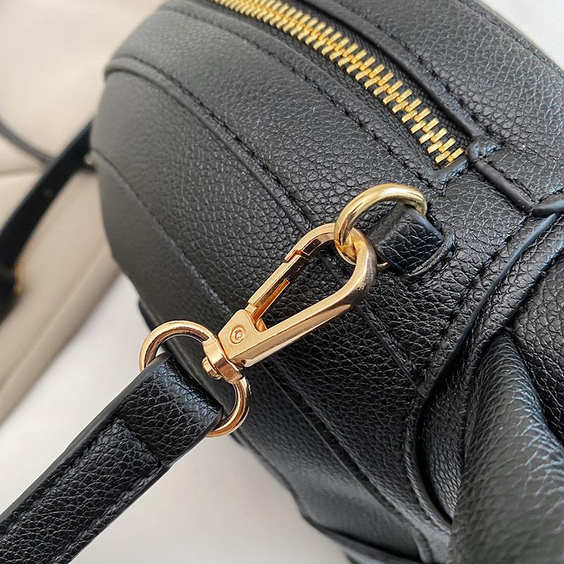 Women's casual fashion creative baby elephant bag large capacity new funny commuter bag
