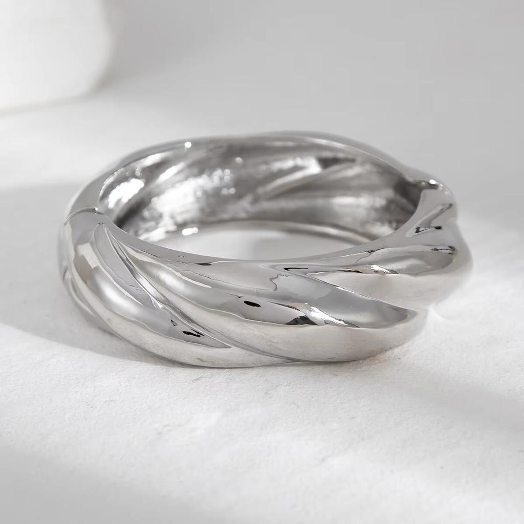 Ingemark 6 Styles Exaggerated Smooth Water Drop Chunky Open Cuff Bangles Women Punk Arm Bracelet Banquet Steampunk Jewelry Men