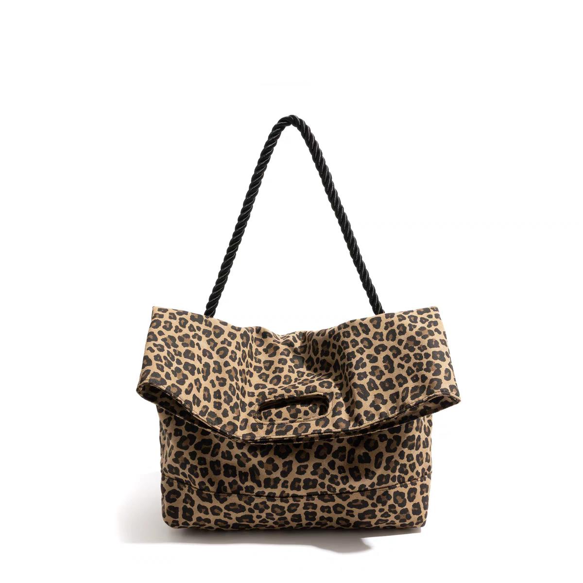 

Retro Leopard Print Tote Bag Women Large Capacity Canvas Shoulder Bags Ladies Hot Girl Fashion Trendy Commute Crossbody Bag 2025 44x46x13cm светло-коричневого