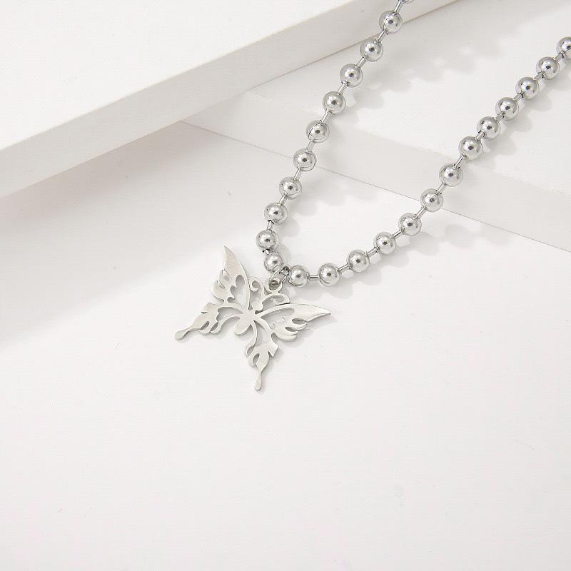 Butterfly Necklace with Color-Retaining Zircon - Fashionable, Versatile Women's Jewelry Accessory.